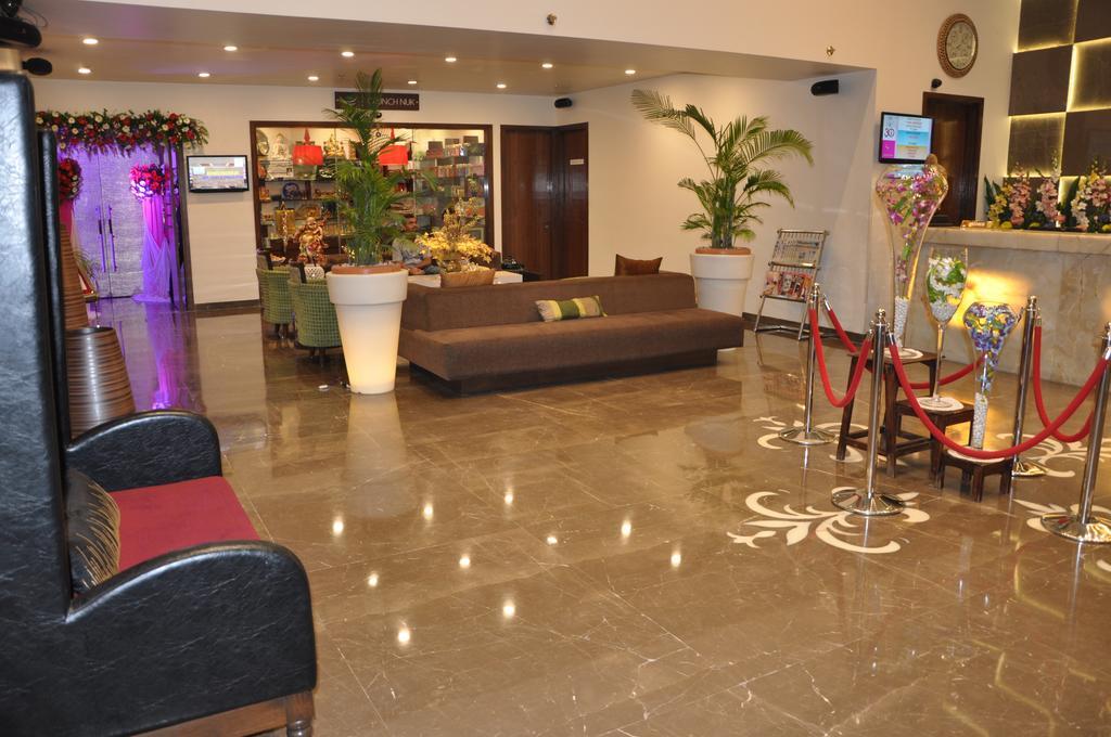One Earth Avaas Hotell Amritsar Exteriör bild