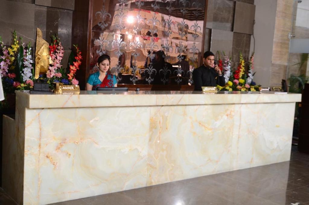 One Earth Avaas Hotell Amritsar Exteriör bild
